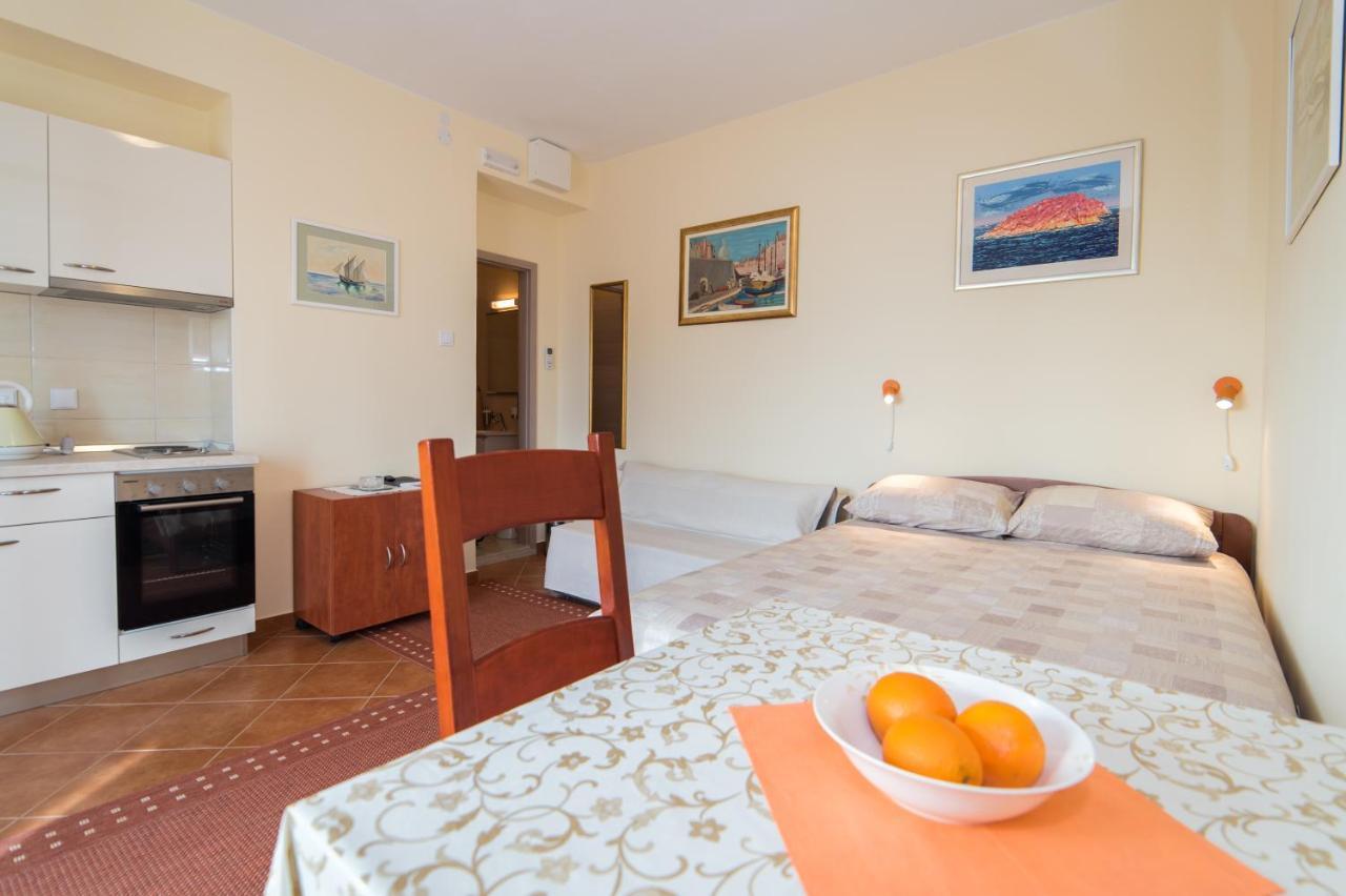 Apartment Pulastar Дубровник Екстериор снимка