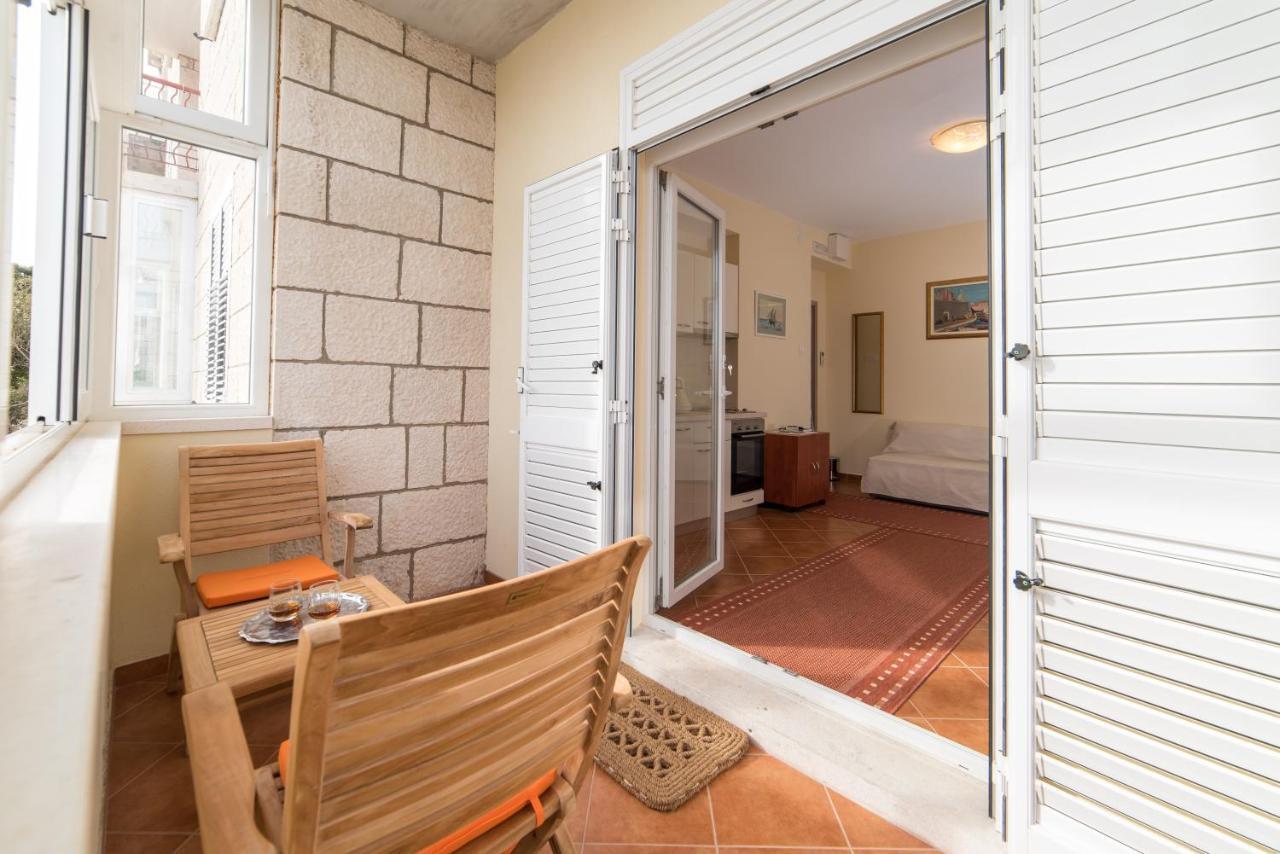 Apartment Pulastar Дубровник Екстериор снимка